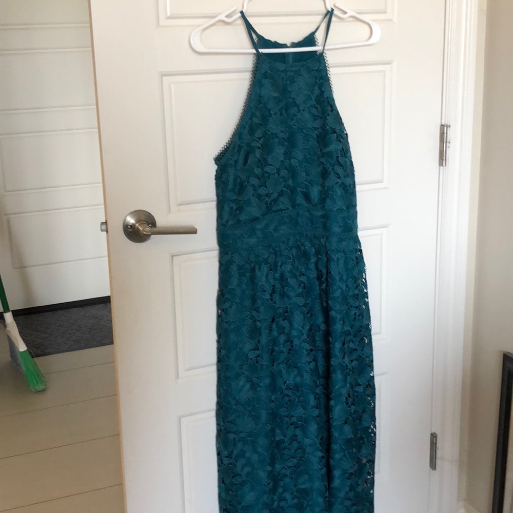 Gorgeous emerald lace Loft dress! Size 6